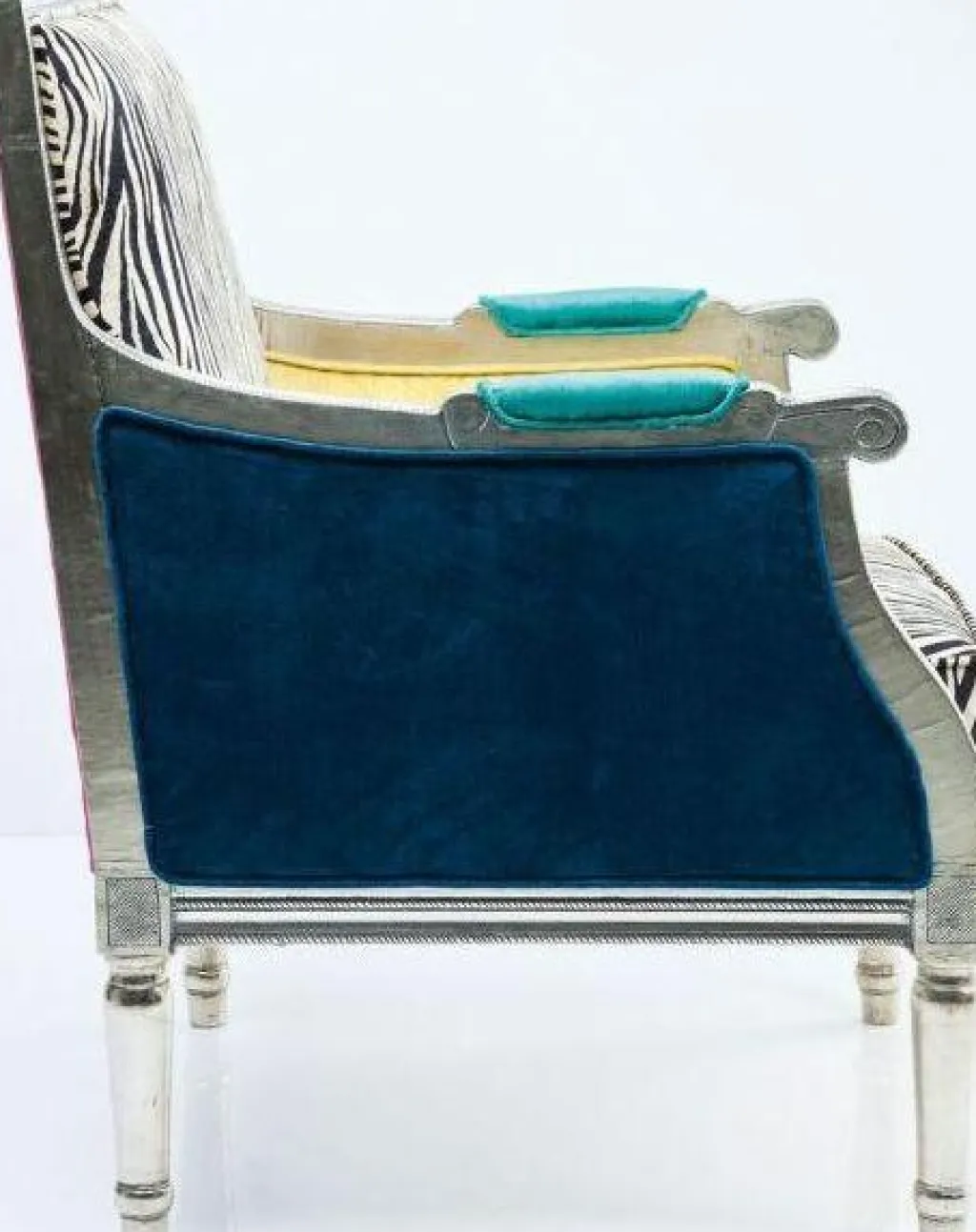 regency_zebra_nojatuoli_2.webp Nojatuolit>KARE Design Regency Zebra Nojatuoli