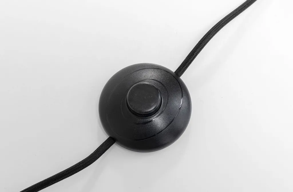 scal_balls_lattiavalaisin_kromi_cm_5.webp Lattiavalaisimet>KARE Design Scal Balls Lattiavalaisin Kromi 160cm