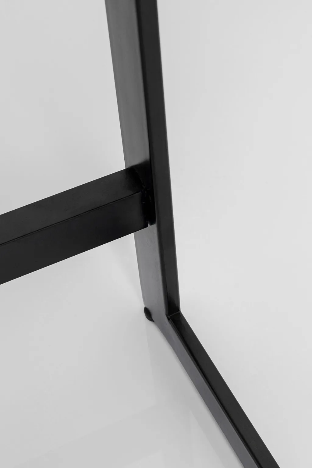 soran_konsolipyt_musta_xcm_8.webp Työpöydät>KARE Design Soran Konsolipöytä, Musta 120x50cm