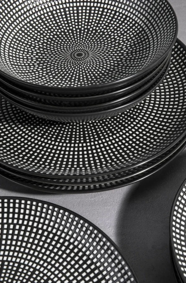 Mukit | Lautaset>KARE Design Tokyo Astiasto (12/osaa)