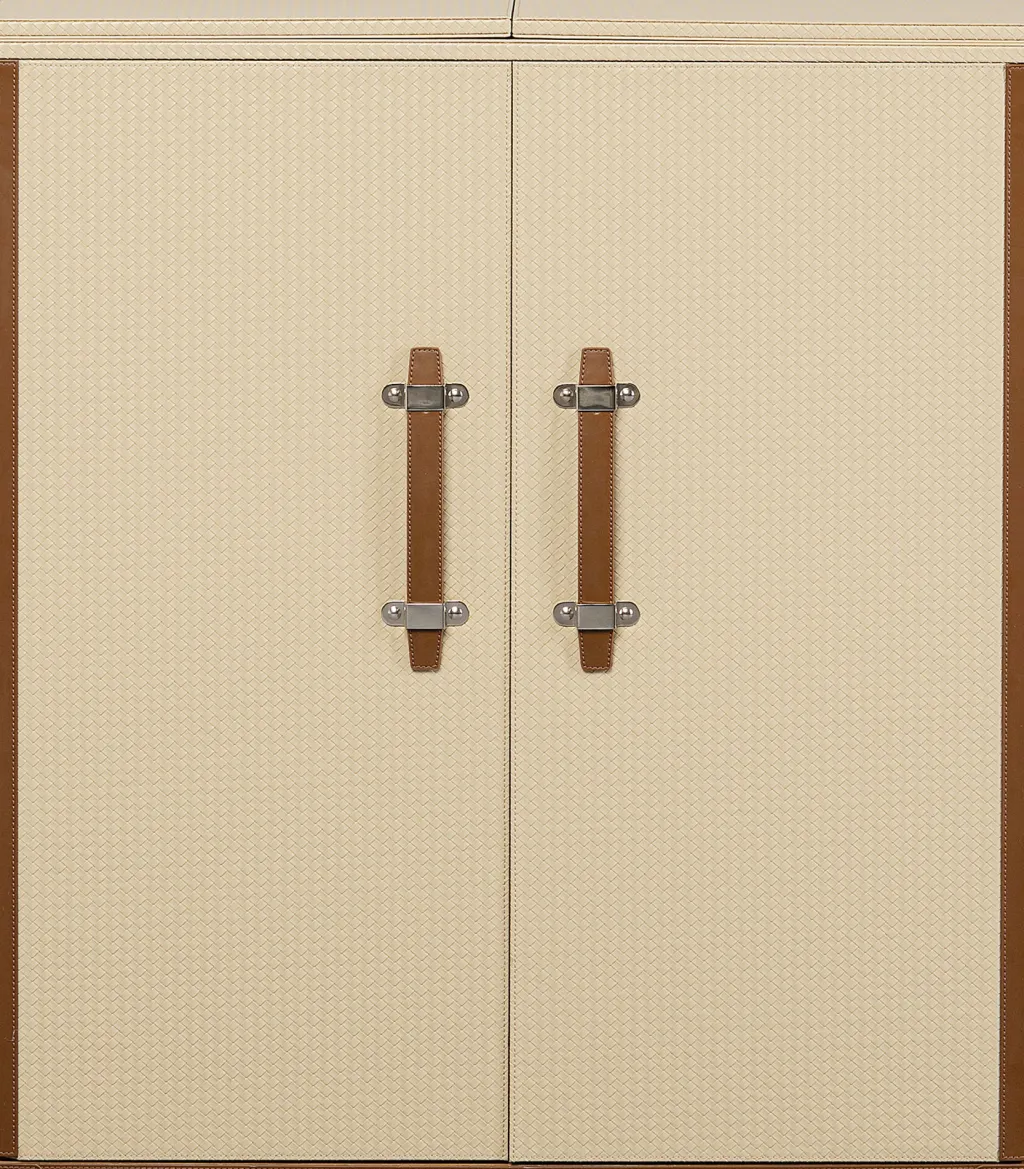 venezia_cream_baarikaappi_xcm_3.webp Baarit>KARE Design Venezia Cream Baarikaappi 100x114cm