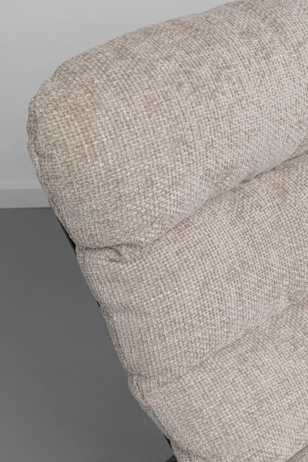 vienna_kntyv_nojatuoli__rahi_beige_6.webp Nojatuolit>KARE Design Vienna Kääntyvä Nojatuoli + Rahi Beige