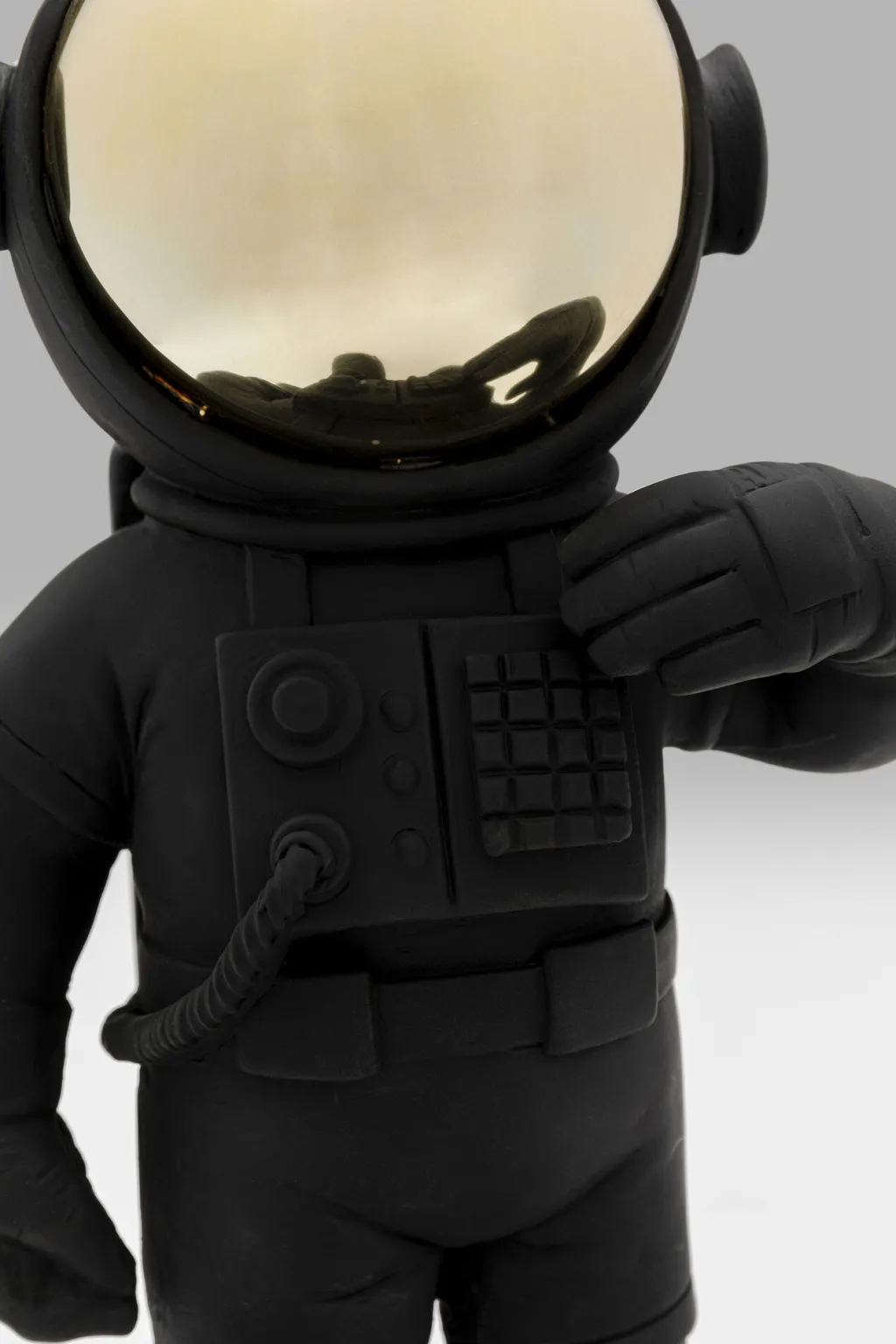 welcome_astronaut_musta_koristeesine_cm_2.webp Koriste-Esineet>KARE Design Welcome Astronaut Musta Koriste-esine 27cm