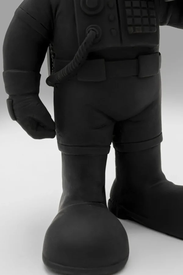 Koriste-Esineet>KARE Design Welcome Astronaut Musta Koriste-esine 27cm