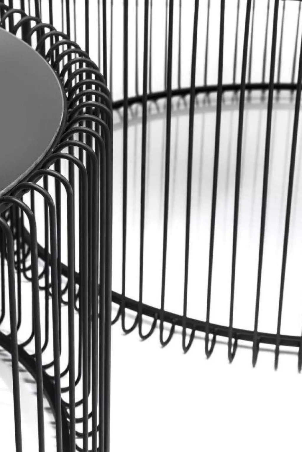 wire_sohvapyt_musta_setti_4.webp Sohvapöydät | Olohuone>KARE Design Wire Sohvapöytä, Musta (2/Setti)
