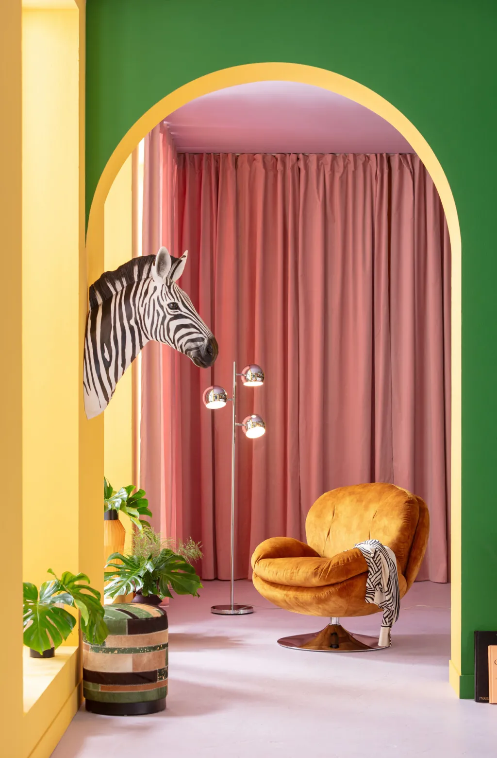 zebra_seepra_seinkoriste_xcm_7.webp Seinäkoristeet>KARE Design Zebra, Seepra Seinäkoriste 33x78cm