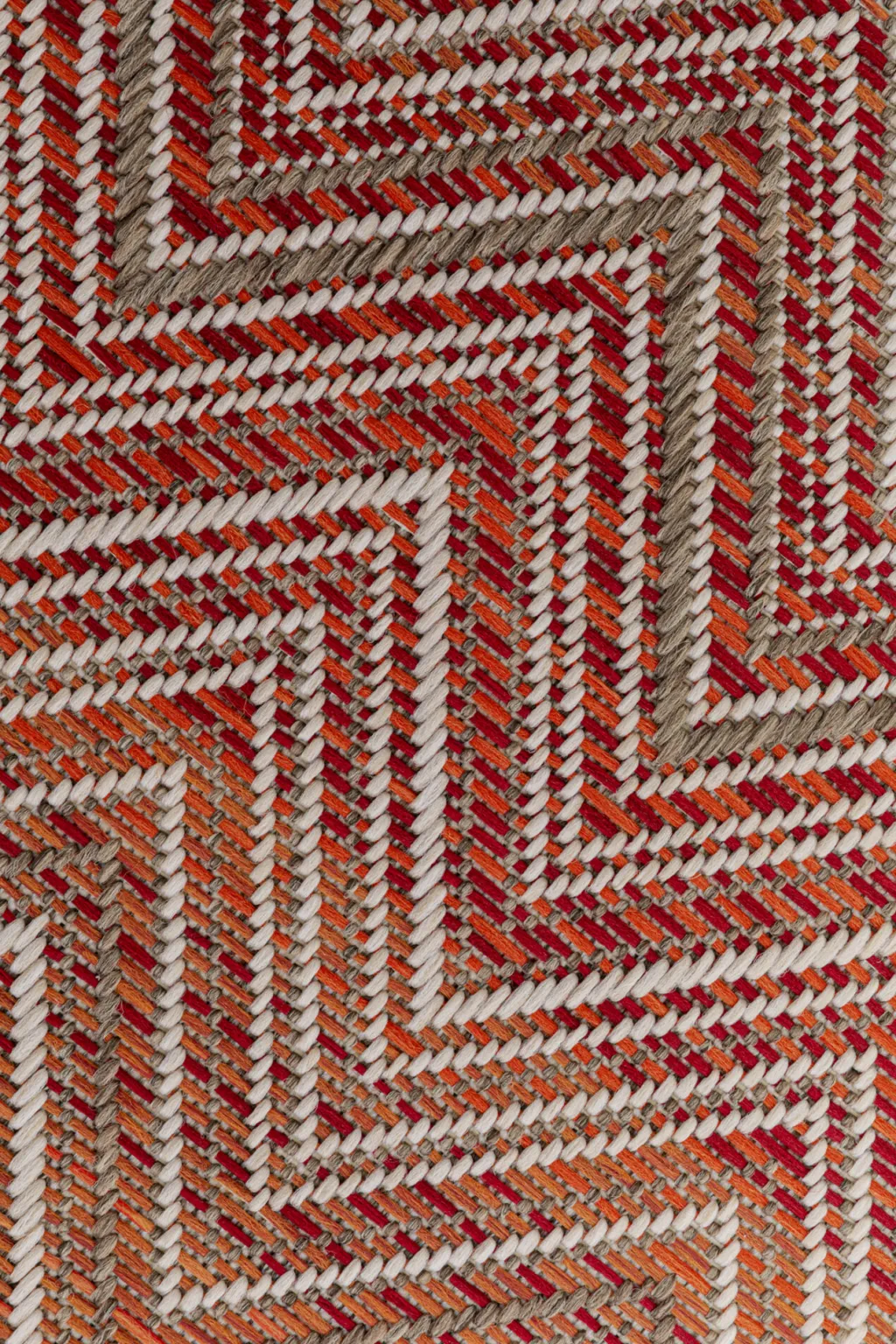 zigzag_red_matto_ulkokyttn_xcm_1.webp Matot>KARE Design Zigzag Red Matto Ulkokäyttöön 230x330cm